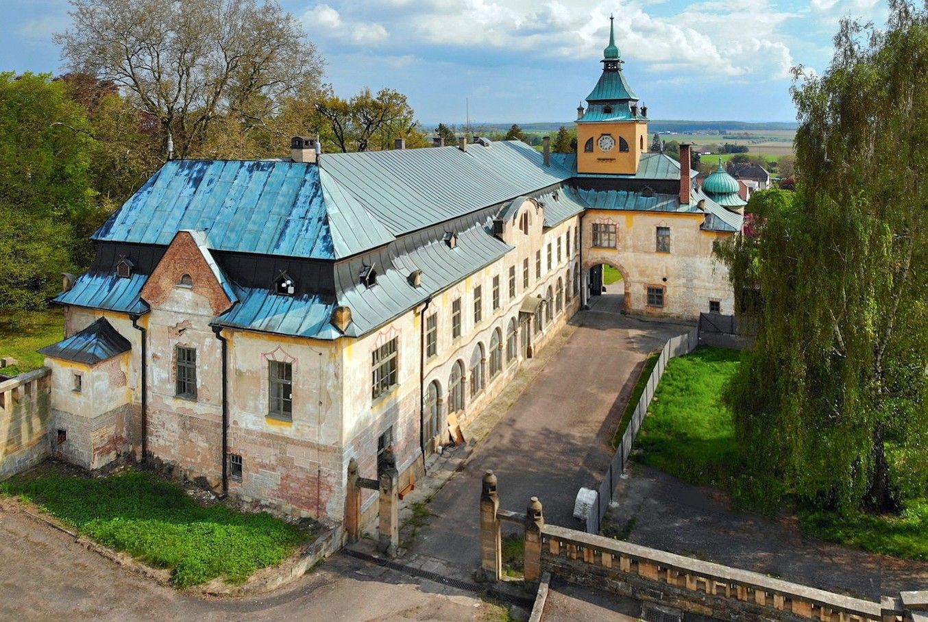 Photos Château romantique de style Art nouveau au nord de Prague