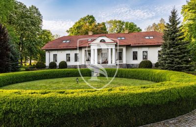 Herrenhaus/Gutshaus kaufen Przedbórz, Lodz, Vorderansicht