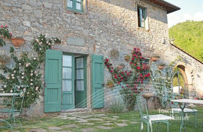 Landhaus kaufen Gaiole in Chianti, Toskana, RIF 3003 Eingang und Garten