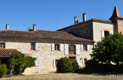 Manoir à vendre Cuq-Toulza, Occitanie, Vue latérale