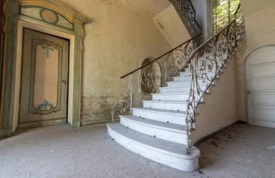Historische Villa kaufen 28838 Stresa, Via Giuseppe Mazzini, Piemont, Treppenhaus