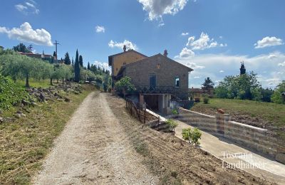 Casa di campagna in vendita Cortona, Toscana, RIF 3085 Zufahrt