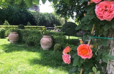 Historische Villa kaufen Latium, Garten