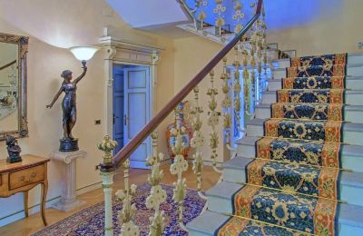 Historische Villa kaufen 28838 Stresa, Piemont, Treppenhaus