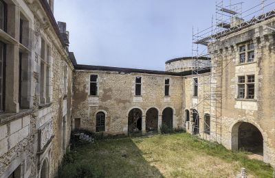 Burg Périgueux, Neu-Aquitanien