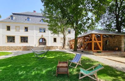 Herrenhaus/Gutshaus kaufen Sędzisław, Dwór w Sędzisławiu, Niederschlesien, Garten