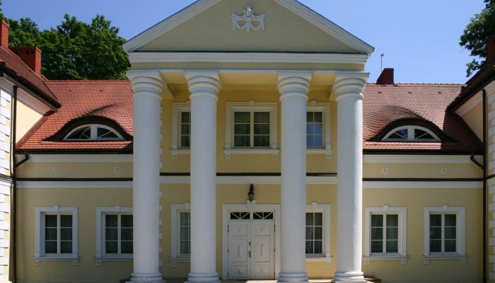 Schloss Radoszewnica 2