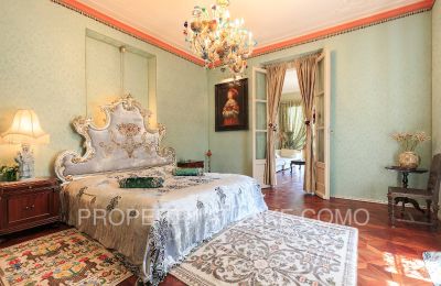 Historische Villa kaufen Dizzasco, Lombardei, Schlafzimmer