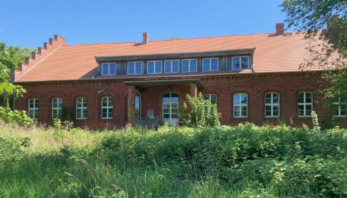 Herrenhaus/Gutshaus Fahrenwalde 4