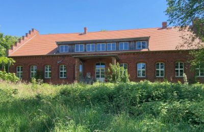 Herrenhaus/Gutshaus kaufen 17309 Fahrenwalde,  Friedrichhof 7-8, Mecklenburg-Vorpommern, Rückansicht