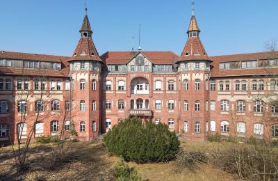 Propriétés, Grand ancien complexe hospitalier près de Cottbus