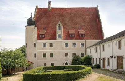 Charakterimmobilien, Schloss Eggersberg