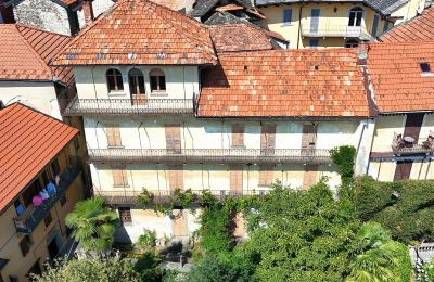 Historische Villa kaufen Bee, Piemont, Außenansicht