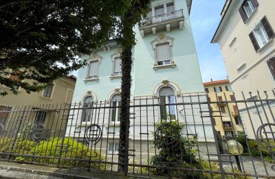 Wohnung in historischem Gebäude kaufen Luino, Lombardei, Foto 18/19