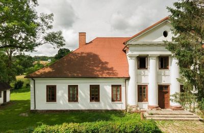 Charakterimmobilien, Zauberhaftes Herrenhaus in Rożnów - provisionsfrei