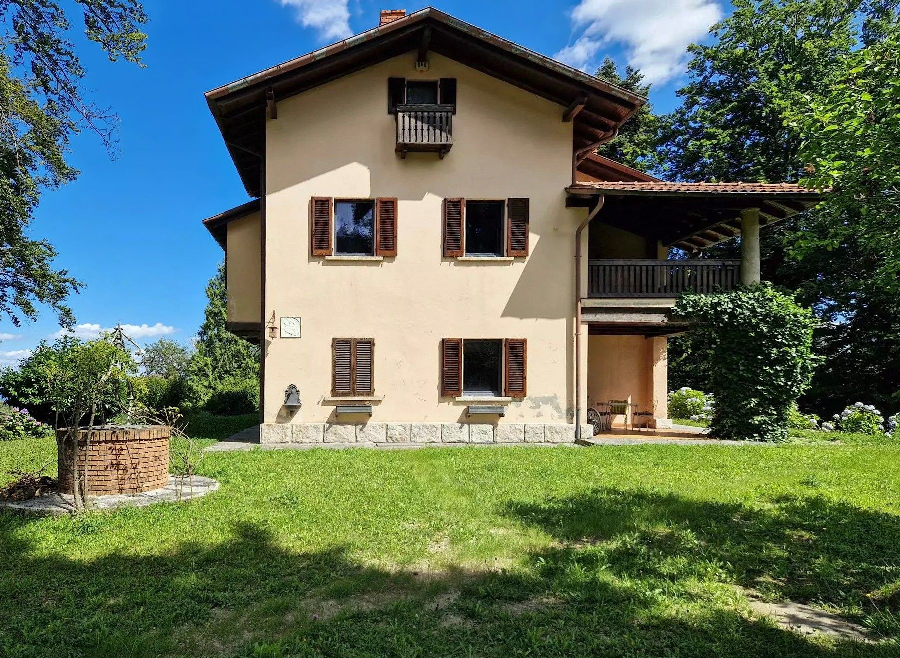 Fotos Villa in Gignese mit Seeblick, Privatsphäre und historischem Charme