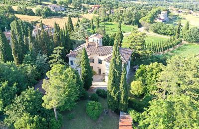 Historische Villa kaufen Gragnano, Toskana, Drohnenfoto