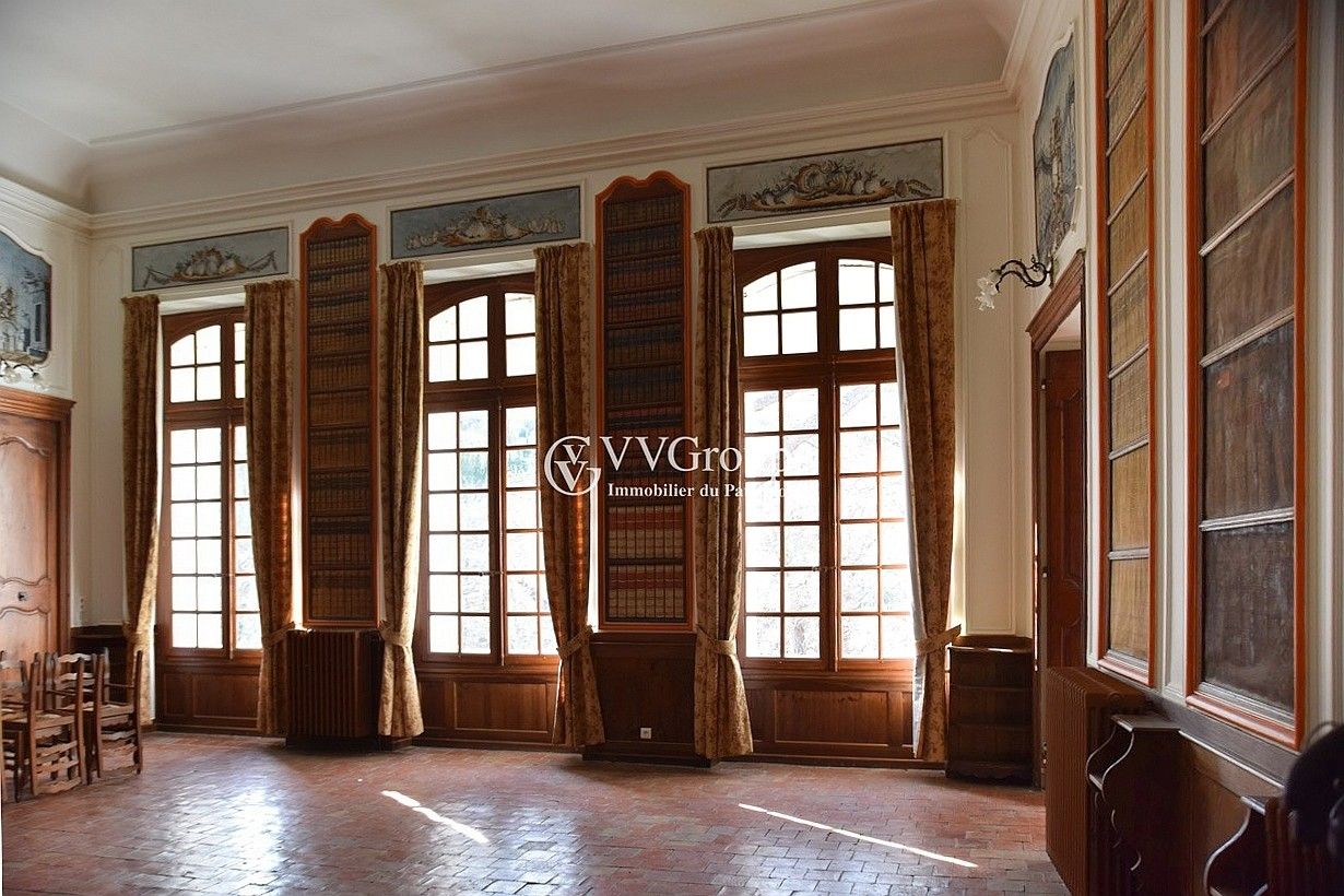 Fotos Bischofssitz mit Orangerie in Rennes-le-Château, Umbau zum Hotel-Restaurant