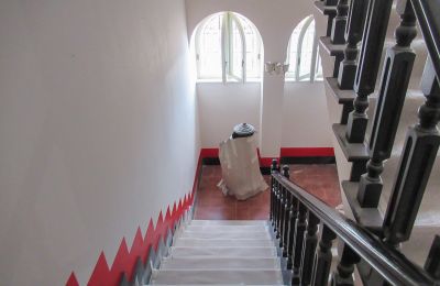 Historische Villa kaufen Offida, Marken, Treppe