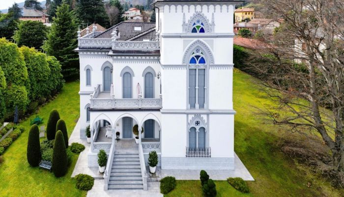 Historische Villa kaufen 28040 Lesa, Piemont,  Italien