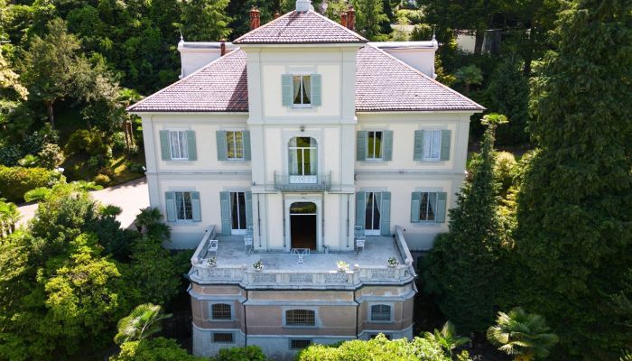 Historische Villa kaufen 28838 Stresa, Piemont,  Italien