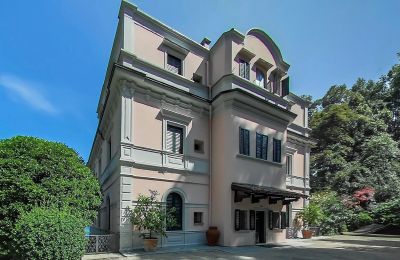 Wohnung in historischem Gebäude kaufen 28838 Stresa, Piemont, Vorderansicht