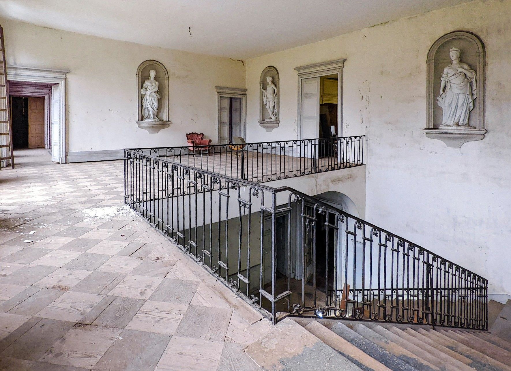 Fotos Château in Burgund-Franche-Comté, Nähe Schweizer Grenze