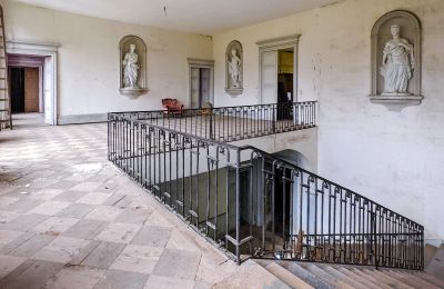 Schloss kaufen Besançon, Burgund-Franche-Comté, Treppenhaus