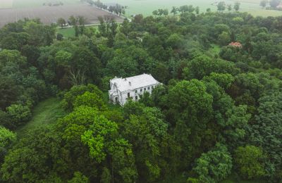 Schloss kaufen Pobórz, Lodz,, Lage der Immobilie