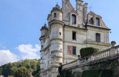 Charakterimmobilien, Château mit prächtiger Gartenanlage, 60 km von Paris