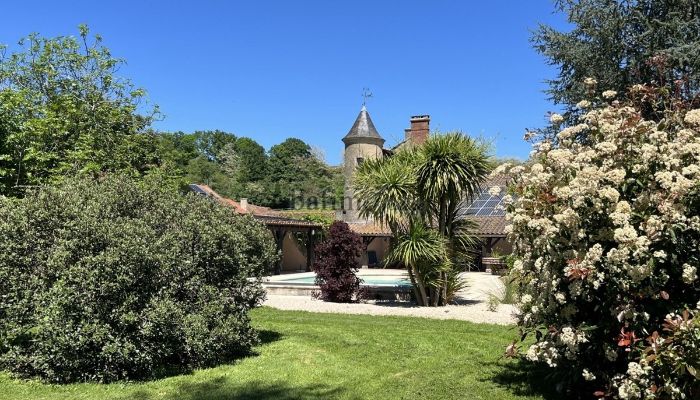 Herrenhaus/Gutshaus kaufen Vic-en-Bigorre, Okzitanien,  Frankreich