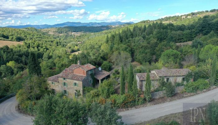 Bauernhaus kaufen 06010 Monte Santa Maria Tiberina, Umbrien,  Italien