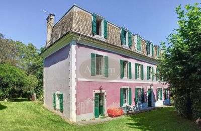 Herrenhaus/Gutshaus kaufen Lourdes, Okzitanien, Außenansicht