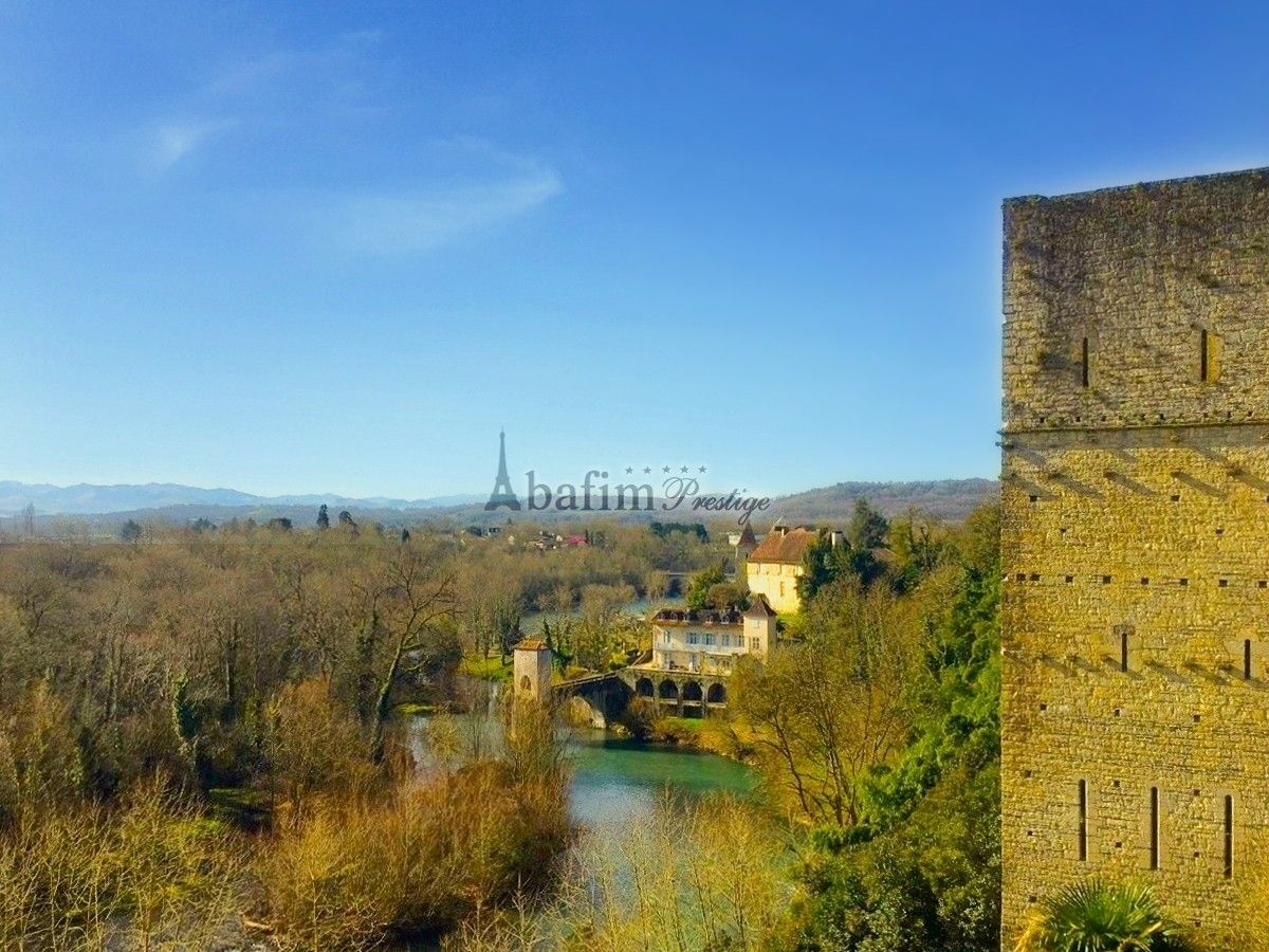 Photos Demeure de charme avec pompe à chaleur à Sauveterre-de-Béarn