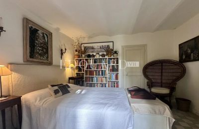 Apartment in historischem Gebäude kaufen Menton, Provence-Alpes-Côte d'Azur, Foto 35/38