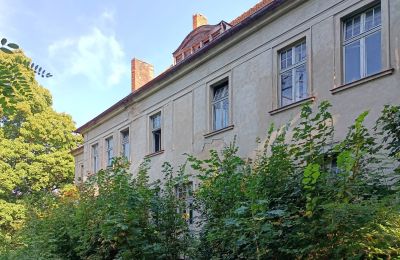 Herrenhaus/Gutshaus kaufen Osieczna, Großpolen, Rückseite