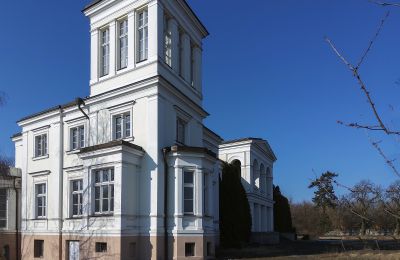 Schloss kaufen Lubstów, Pałac w Lubstowie, Großpolen, Seitenansicht