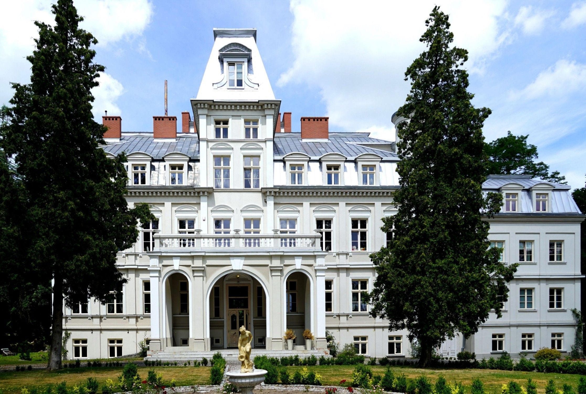 Photos Château de Malina - manoir entièrement rénové au cœur de la Pologne