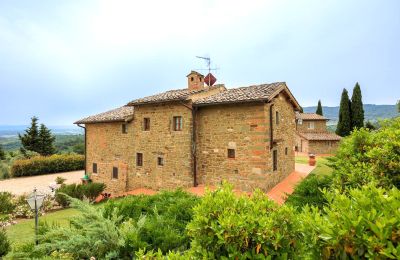 Landhaus kaufen Figline e Incisa Valdarno, Toskana, RIF 2966 Blick auf HH und NG