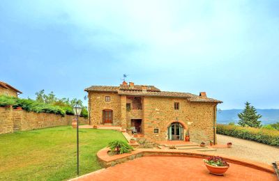 Landhaus kaufen Figline e Incisa Valdarno, Toskana, RIF 2966 Blick auf Haus