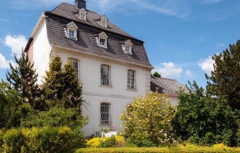 Nunkirchen, Losheimer Straße - Kulturdenkmal Saarland: Ehemaliges Direktorenhaus