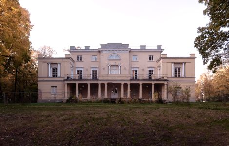  - Palast in Jankowice vor der Sanierung 2012