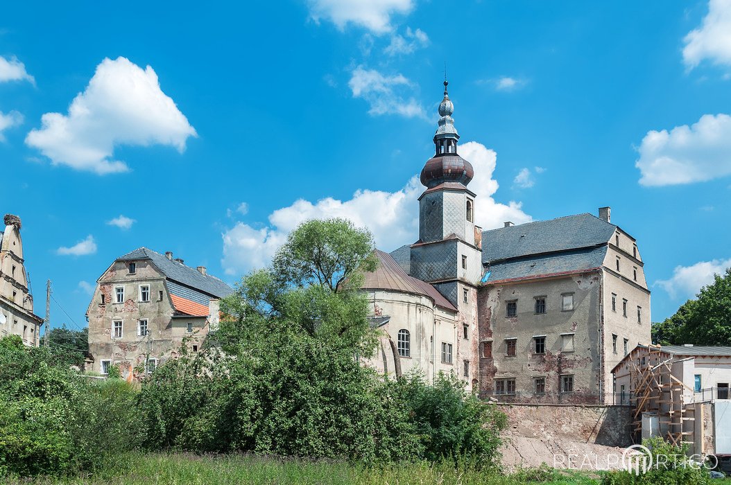 Schloss Scharfeneck, Niederschlesien, Sarny