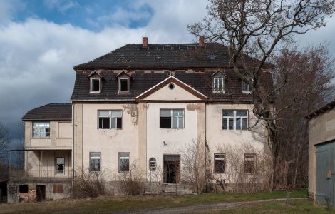 /pp/cc_by/thumb-de-sachsen-auligk-herrenhaus.jpg