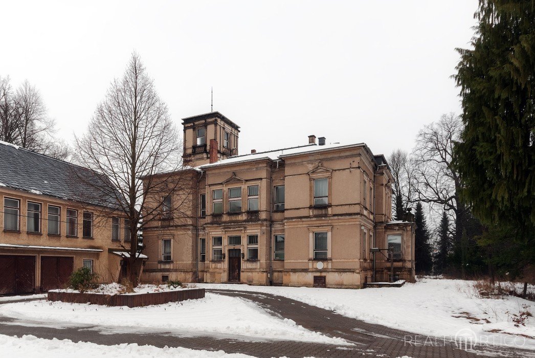 Denkmalgeschützte Villa Uhle (Fabrikant Baumwollspinnerei), Flöha