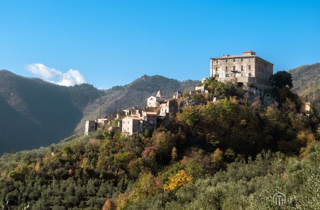 Schloss in Norditalien, Italien