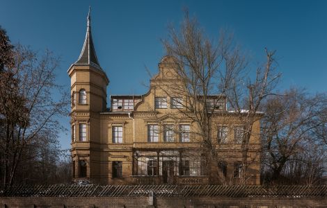 Lauchhammer, Bockwitzer Straße  - Fabrikantenvilla in Lauchhammer (Milly-Grube)