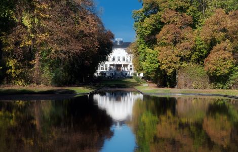 Teutschenthal, Schloss Teutschenthal - Schloss Teutschenthal - Schlosspark