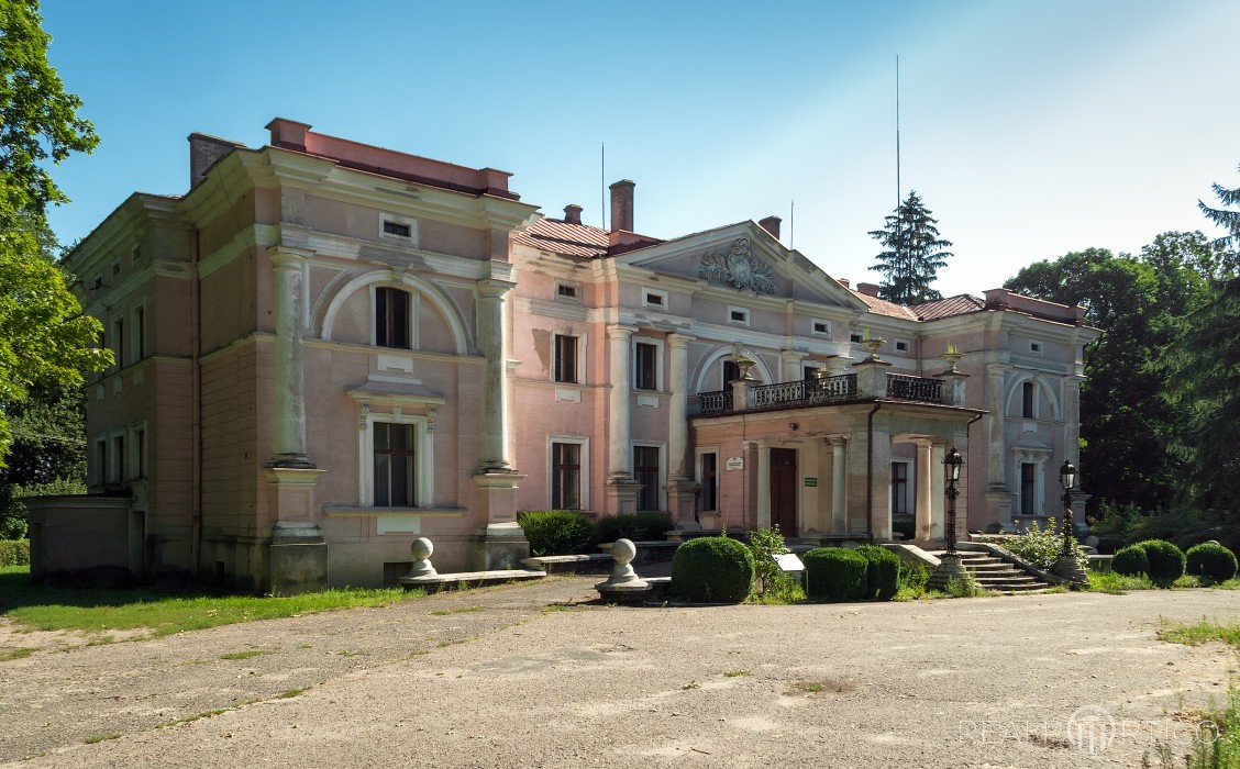 Herrenhaus in Raszewy, Raszewy