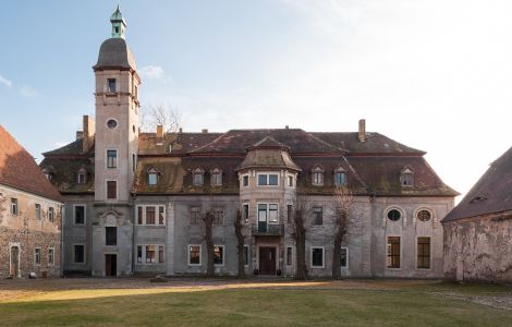  - Herrenhaus Müglenz